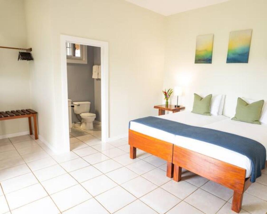 Casa Marlin Bed & Breakfast Bocas Town Dış mekan fotoğraf